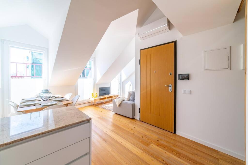 Amaro Iii - Stunning Penthouse In Alcantara Apartment Lissabon